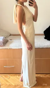 Zara biała/kremowa sukienka – Tył