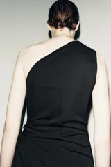 Zara czarna sukienka asymetryczna – Tył