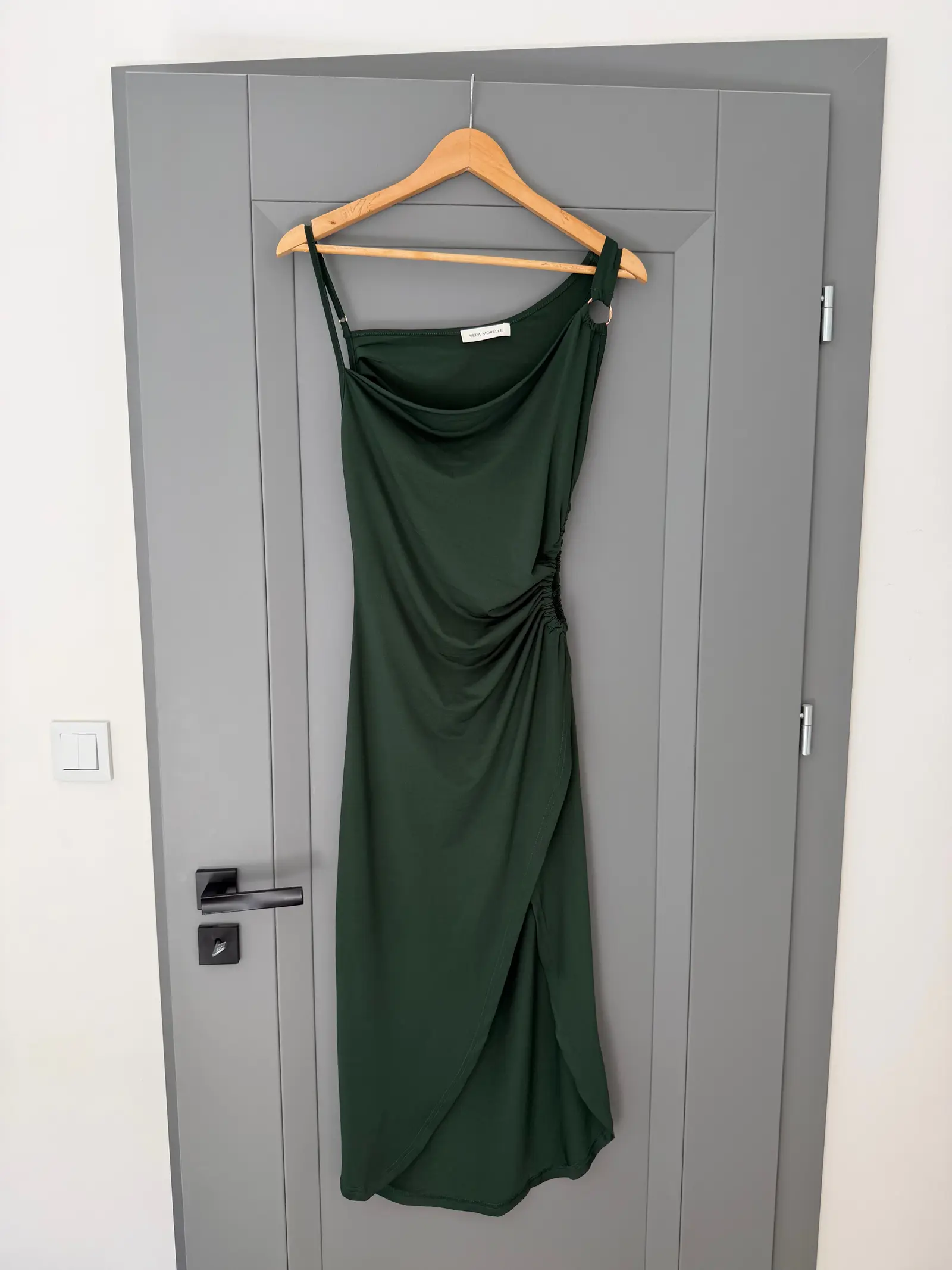 VeraMorelle Sukienka midi zielona – Detal